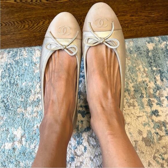 CHANEL Shoes - Chanel metallic golden leather CC satin cap toe ballerina ballet flats 36